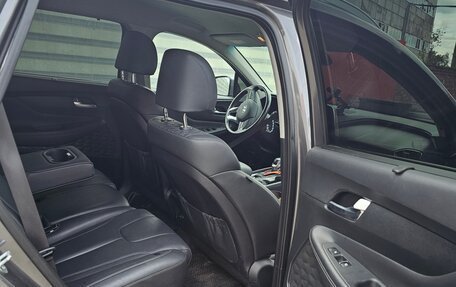 Hyundai Santa Fe IV, 2020 год, 3 000 000 рублей, 18 фотография