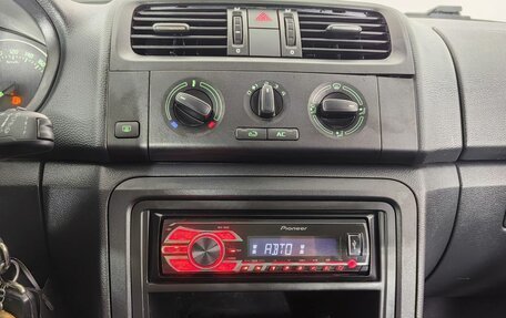 Skoda Fabia II, 2012 год, 780 000 рублей, 12 фотография