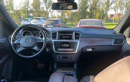 Mercedes-Benz GL-Класс, 2015 год, 4 500 000 рублей, 13 фотография