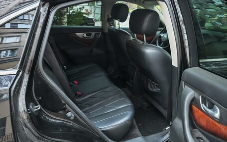 Infiniti QX70, 2015 год, 1 980 000 рублей, 10 фотография