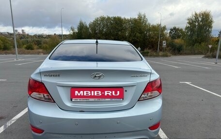 Hyundai Solaris II рестайлинг, 2011 год, 490 000 рублей, 5 фотография