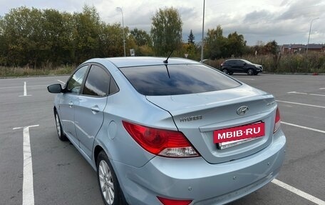 Hyundai Solaris II рестайлинг, 2011 год, 490 000 рублей, 4 фотография
