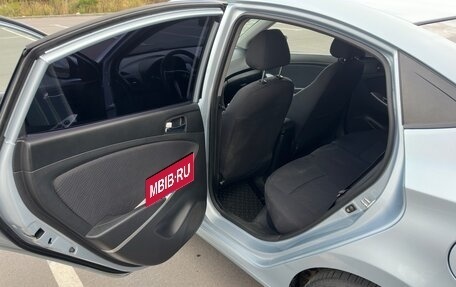 Hyundai Solaris II рестайлинг, 2011 год, 490 000 рублей, 13 фотография