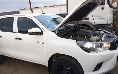 Toyota Hilux VIII, 2016 год, 2 230 000 рублей, 3 фотография