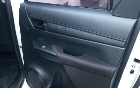 Toyota Hilux VIII, 2016 год, 2 230 000 рублей, 11 фотография