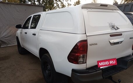 Toyota Hilux VIII, 2016 год, 2 230 000 рублей, 9 фотография