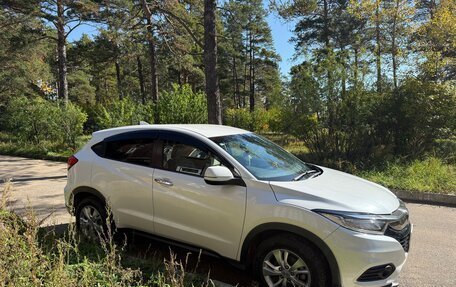 Honda Vezel, 2018 год, 1 740 000 рублей, 4 фотография