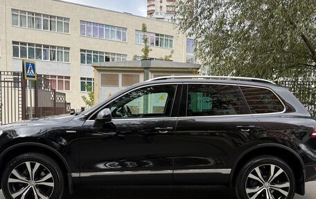 Volkswagen Touareg III, 2014 год, 2 750 000 рублей, 2 фотография