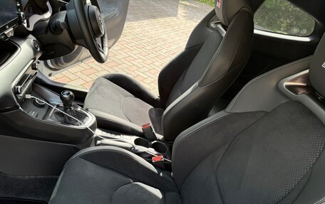 Toyota Yaris, 2024 год, 3 600 000 рублей, 16 фотография