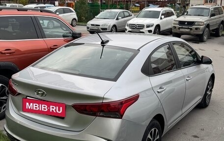 Hyundai Solaris II рестайлинг, 2021 год, 1 200 000 рублей, 5 фотография