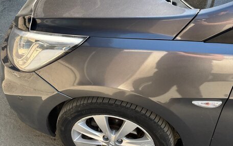 Hyundai Solaris II рестайлинг, 2011 год, 550 000 рублей, 11 фотография