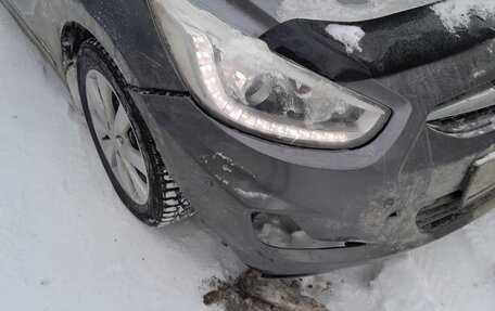 Hyundai Solaris II рестайлинг, 2011 год, 550 000 рублей, 16 фотография