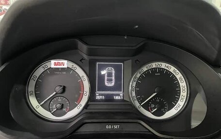 Skoda Octavia, 2022 год, 1 300 000 рублей, 12 фотография