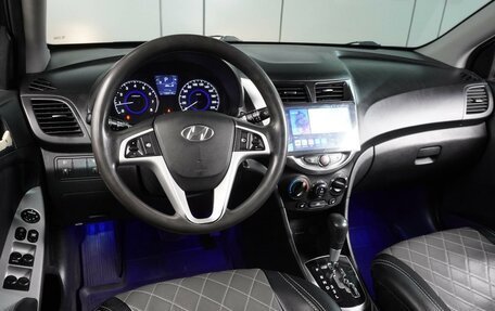 Hyundai Solaris II рестайлинг, 2012 год, 799 000 рублей, 6 фотография