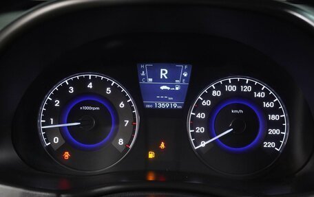 Hyundai Solaris II рестайлинг, 2012 год, 799 000 рублей, 17 фотография