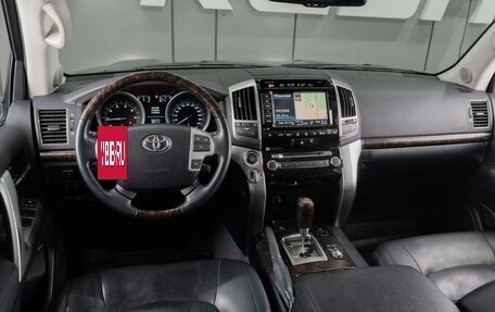 Toyota Land Cruiser 200, 2012 год, 3 949 000 рублей, 6 фотография