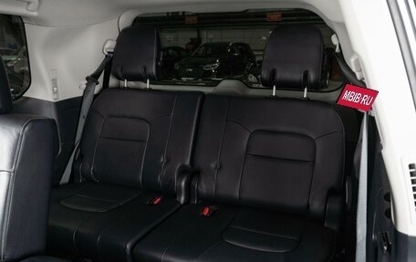 Toyota Land Cruiser 200, 2012 год, 3 949 000 рублей, 12 фотография