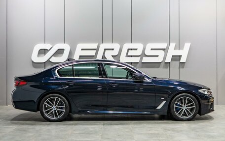 BMW 5 серия, 2021 год, 5 499 000 рублей, 5 фотография