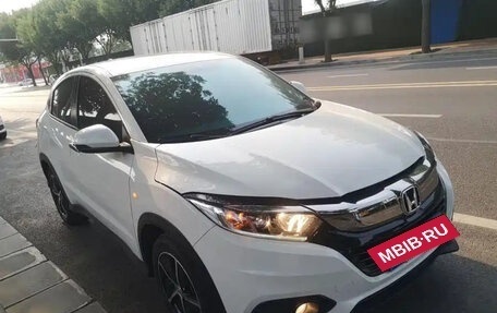 Honda Vezel, 2022 год, 1 420 000 рублей, 3 фотография