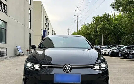 Volkswagen Golf VIII, 2021 год, 1 583 027 рублей, 2 фотография