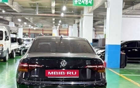 Volkswagen Jetta VII, 2021 год, 2 100 000 рублей, 3 фотография