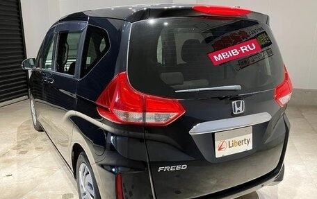 Honda Freed II, 2021 год, 1 210 000 рублей, 3 фотография