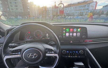 Hyundai Elantra, 2021 год, 2 350 000 рублей, 9 фотография