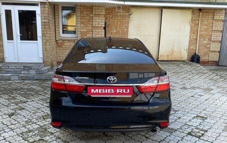 Toyota Camry, 2017 год, 1 999 999 рублей, 4 фотография