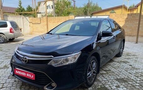 Toyota Camry, 2017 год, 1 999 999 рублей, 3 фотография