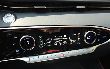Genesis GV70, 2024 год, 5 080 469 рублей, 11 фотография