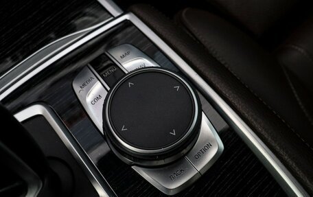 BMW 7 серия, 2019 год, 4 800 000 рублей, 19 фотография