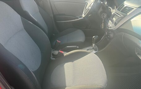 Hyundai Solaris II рестайлинг, 2014 год, 899 000 рублей, 15 фотография
