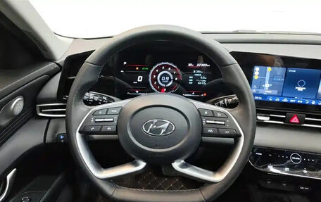 Hyundai Elantra, 2022 год, 1 530 000 рублей, 12 фотография
