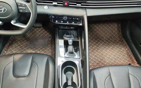 Hyundai Elantra, 2022 год, 1 530 000 рублей, 13 фотография