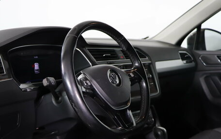 Volkswagen Tiguan II, 2017 год, 1 919 990 рублей, 9 фотография