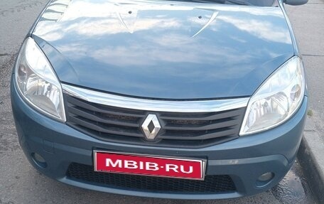 Renault Sandero I, 2012 год, 650 000 рублей, 1 фотография