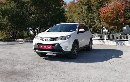 Toyota RAV4, 2015 год, 2 110 000 рублей, 1 фотография