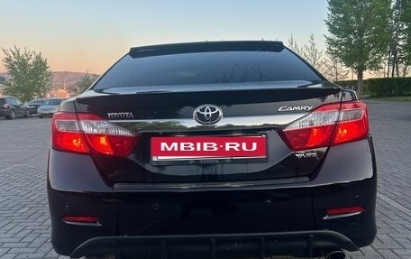 Toyota Camry, 2013 год, 1 700 000 рублей, 3 фотография