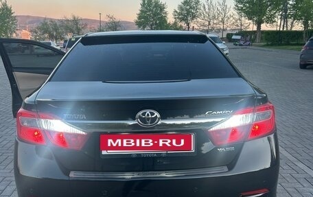 Toyota Camry, 2013 год, 1 700 000 рублей, 8 фотография