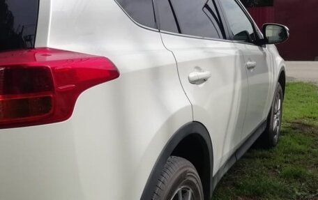 Toyota RAV4, 2015 год, 2 110 000 рублей, 10 фотография