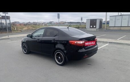 KIA Rio III рестайлинг, 2011 год, 800 000 рублей, 4 фотография