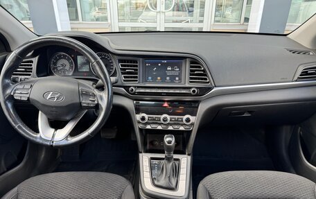 Hyundai Elantra VI рестайлинг, 2020 год, 1 690 000 рублей, 12 фотография