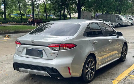 Toyota Corolla, 2022 год, 1 300 000 рублей, 5 фотография