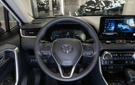 Toyota RAV4, 2025 год, 4 100 000 рублей, 11 фотография