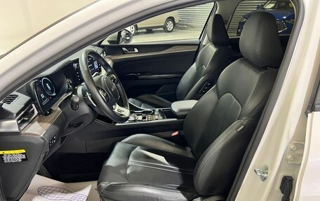 KIA K5, 2019 год, 2 400 000 рублей, 13 фотография