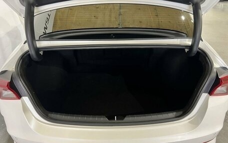 KIA K5, 2019 год, 2 400 000 рублей, 12 фотография