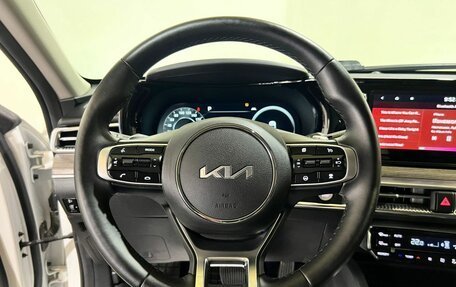 KIA K5, 2019 год, 2 400 000 рублей, 27 фотография