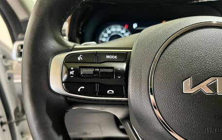 KIA K5, 2019 год, 2 400 000 рублей, 28 фотография