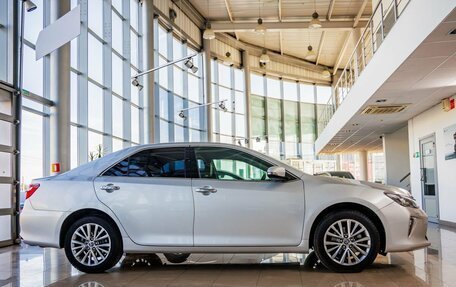 Toyota Camry, 2017 год, 2 298 000 рублей, 8 фотография