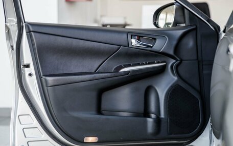 Toyota Camry, 2017 год, 2 298 000 рублей, 13 фотография